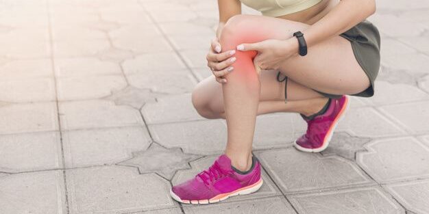 What Causes Knee Pain in Females? What Causes Knee Pain in Females?